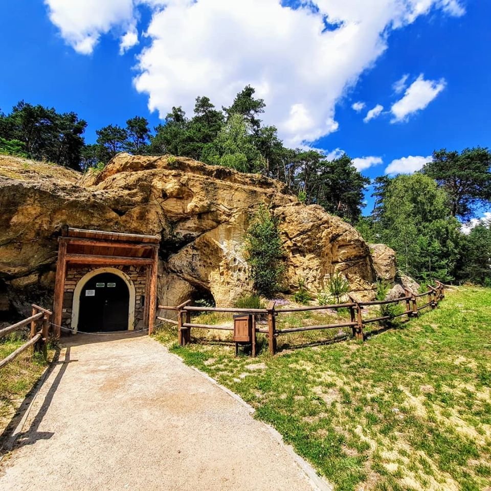 Podziemna Trasa Turystyczna Groty Nagórzyckie